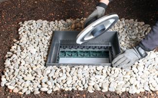 The smaller Run-off Limiter set RDS 28 is suitable for flat roof drains with a connecting sleeve. Run-off Limiter set RDS 28